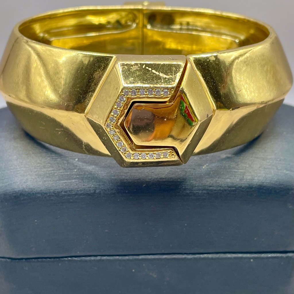 India Hicks Gold Tone Casino Cuff Hexagonal Bracelet With Rhinestones 7 Inches 60$